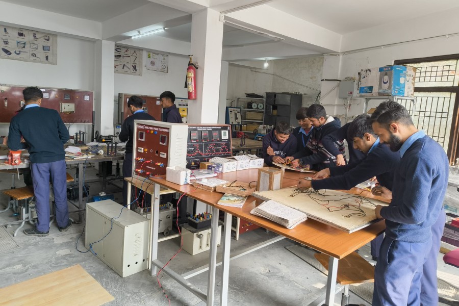 U.S.A. ENGINEERING AND TECHNOLOGY PRIVATE ITI [3903], GHAZIPUR